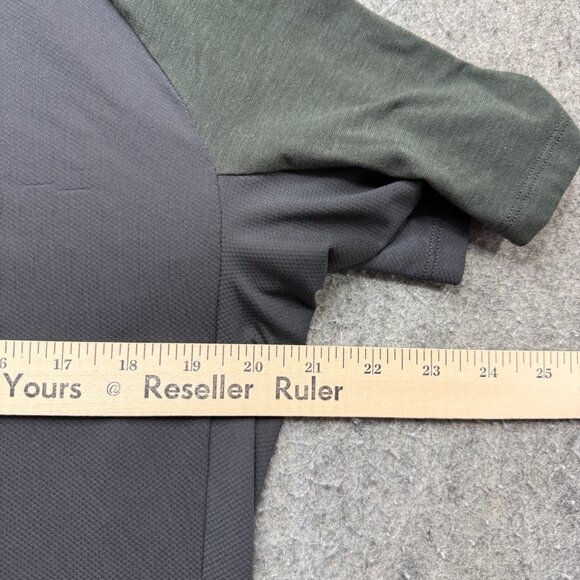 Lululemon T-Shirt Men L Green Gray Colorblock Crew Neck Stretch Short Sleeve - Picture 9 of 12